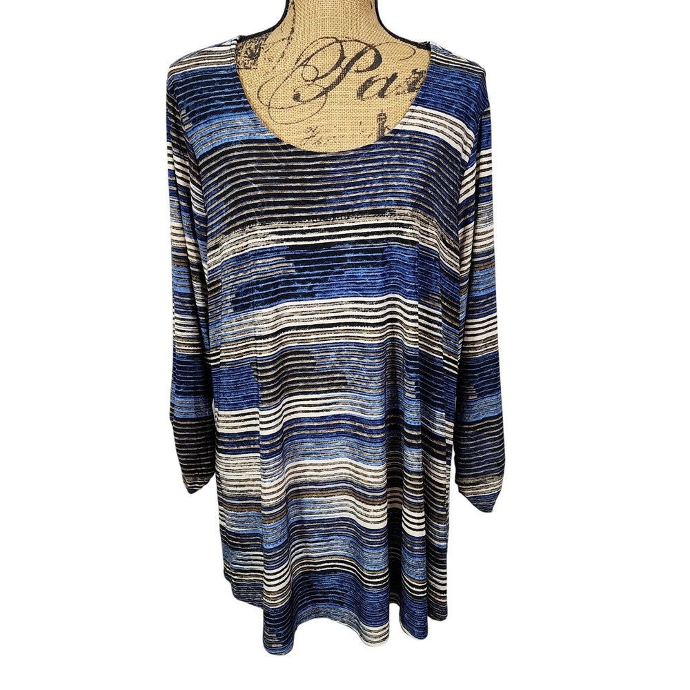VERA ROSE Size 2X Blue Striped Ruched Sleeve Textured Stretch Knit Casual Blouse